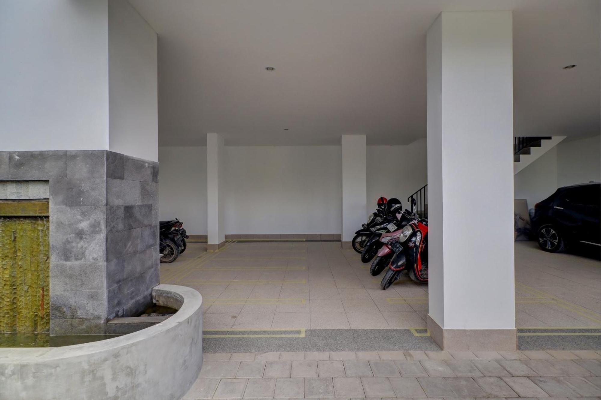ホテル Oyo Life 92854 The Danari House スミニャック エクステリア 写真